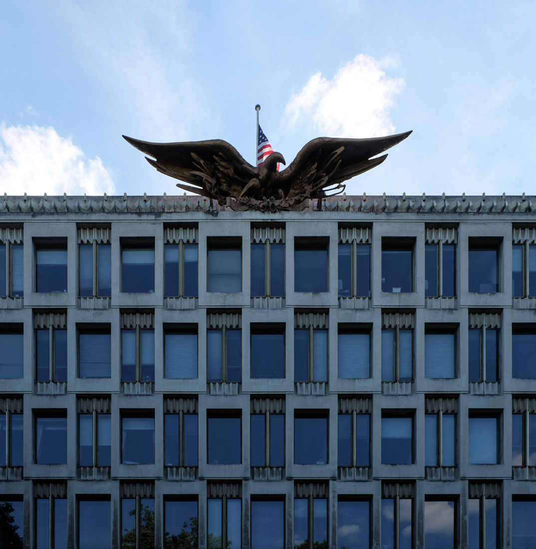 Eero Saarinen - US Embassy London