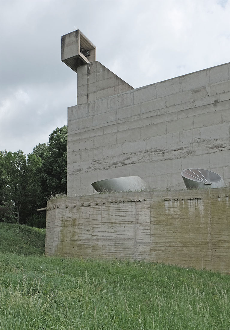 Le Corbusier - Couvent Sainte-Marie de la Tourette