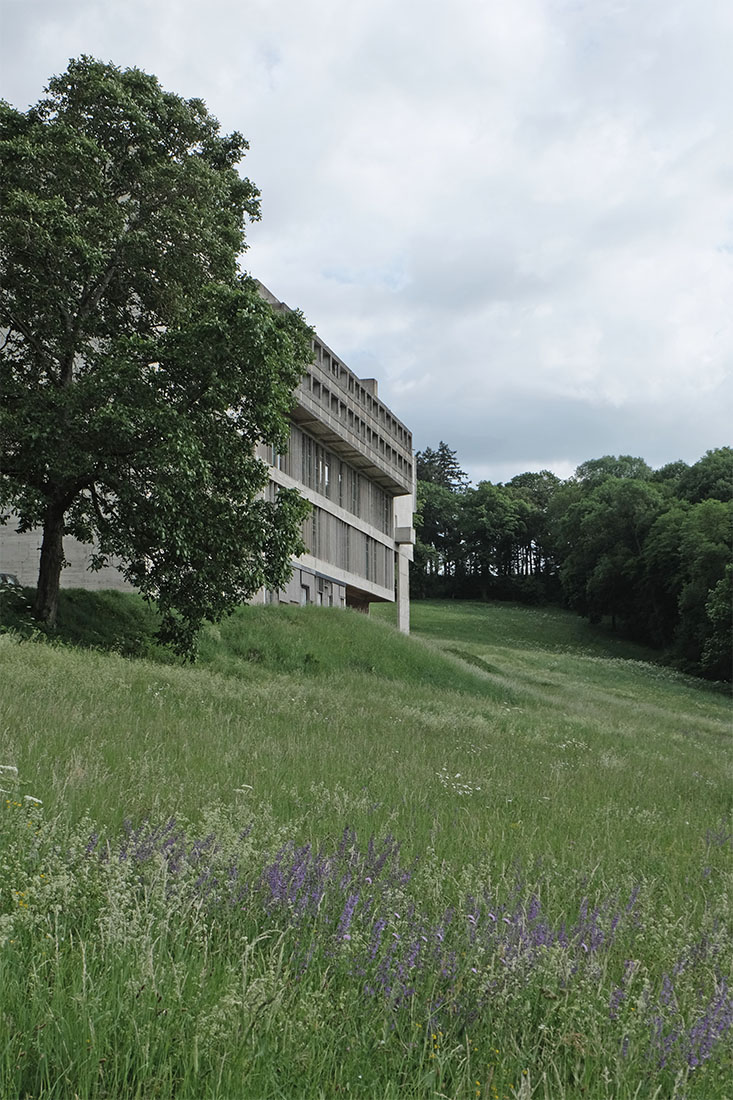 Le Corbusier - Couvent Sainte-Marie de la Tourette