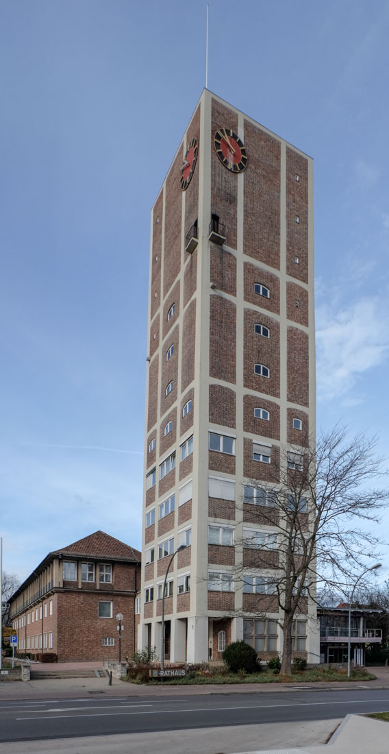 Paul Bonatz - Kornwestheim Town Hall with Water Tower