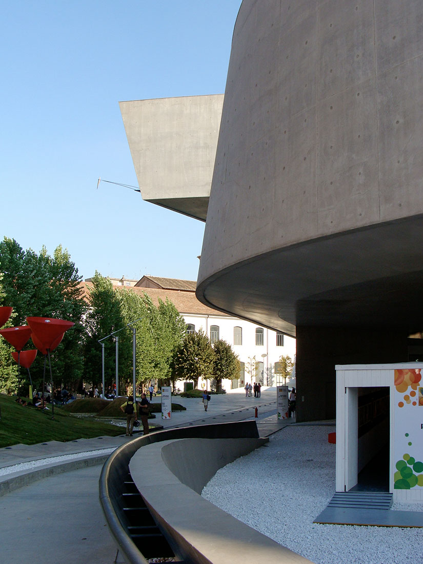 Zaha Hadid - MAXXI Museum of XXI Century Arts