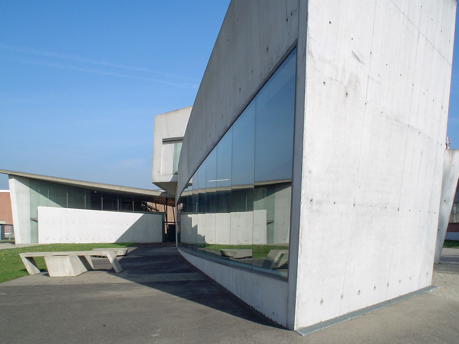 Zaha Hadid - Vitra Fire Station