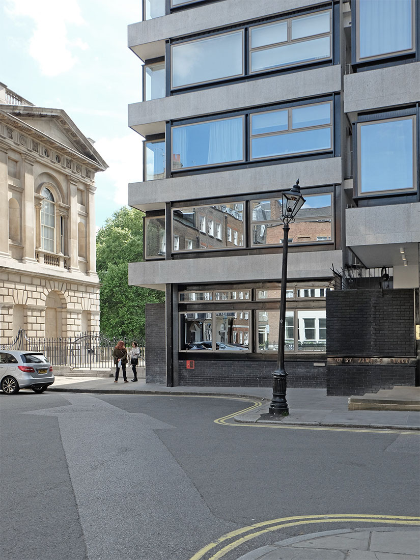 Denys Lasdun - 26 St James's Place