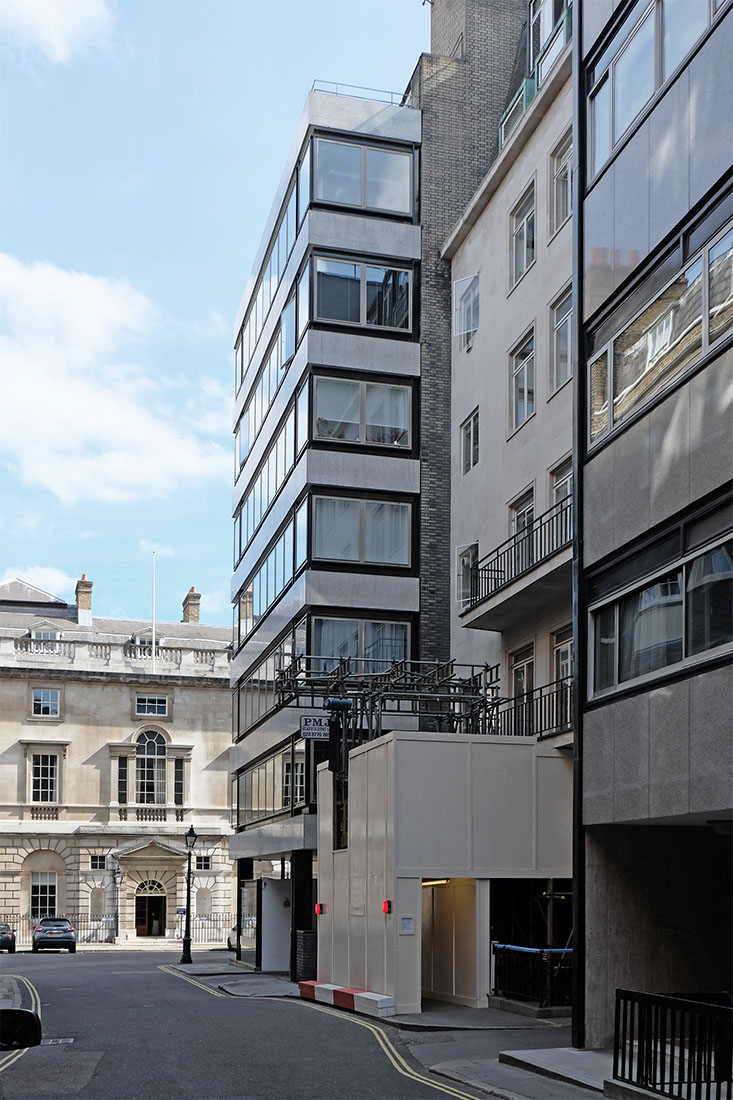 Denys Lasdun - 26 St James's Place