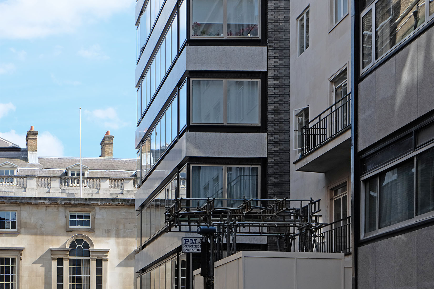 Denys Lasdun - 26 St James's Place