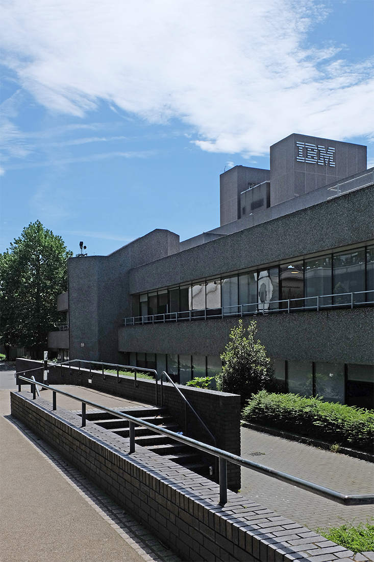 Denys Lasdun - IBM Building London