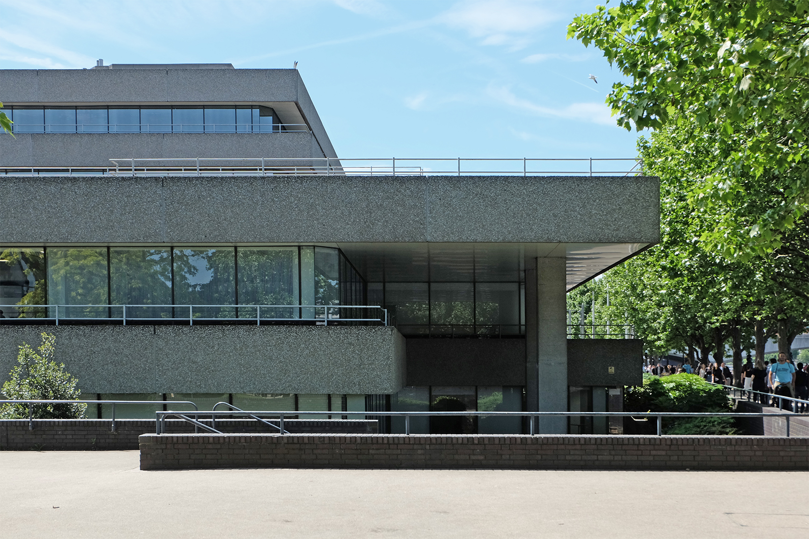 Denys Lasdun - IBM Building London