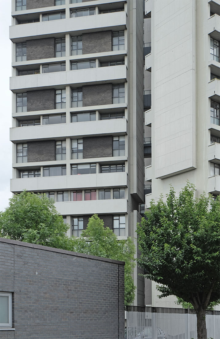 Denys Lasdun - Keeling House London