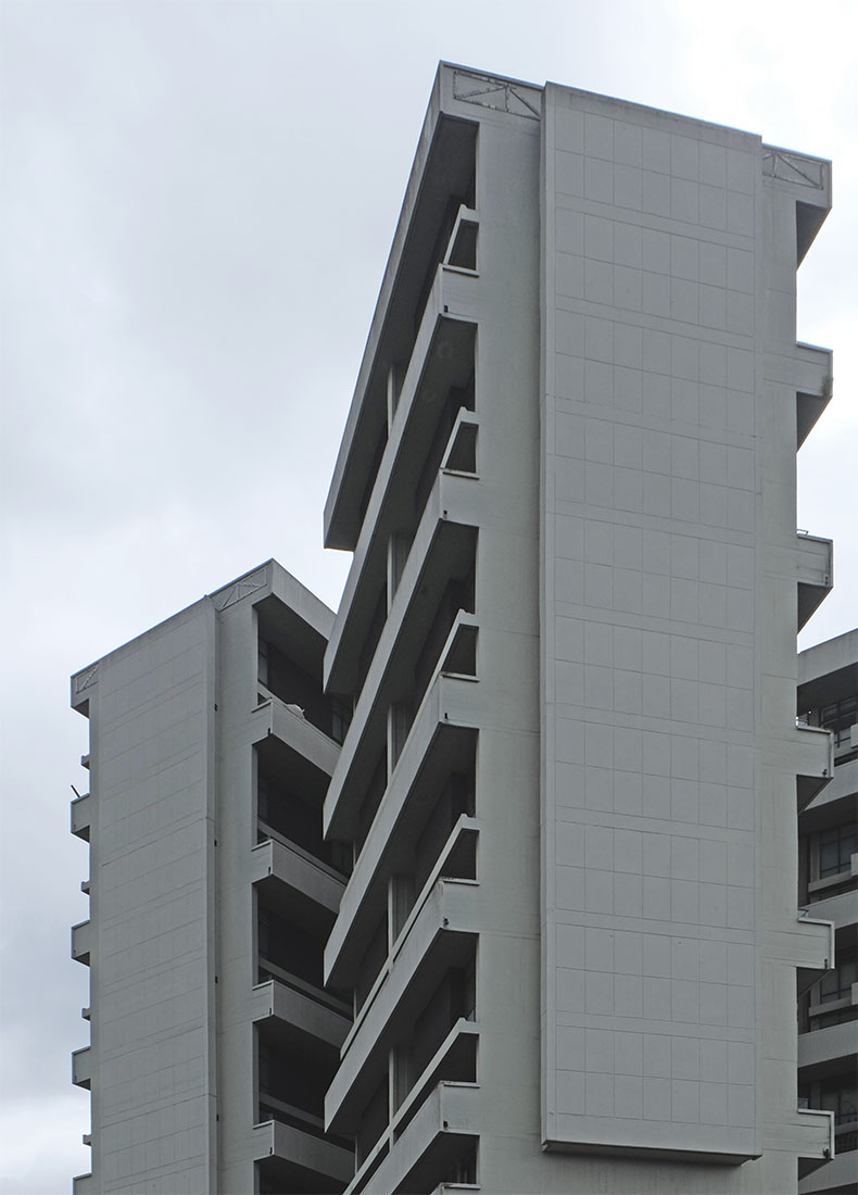 Denys Lasdun - Keeling House London