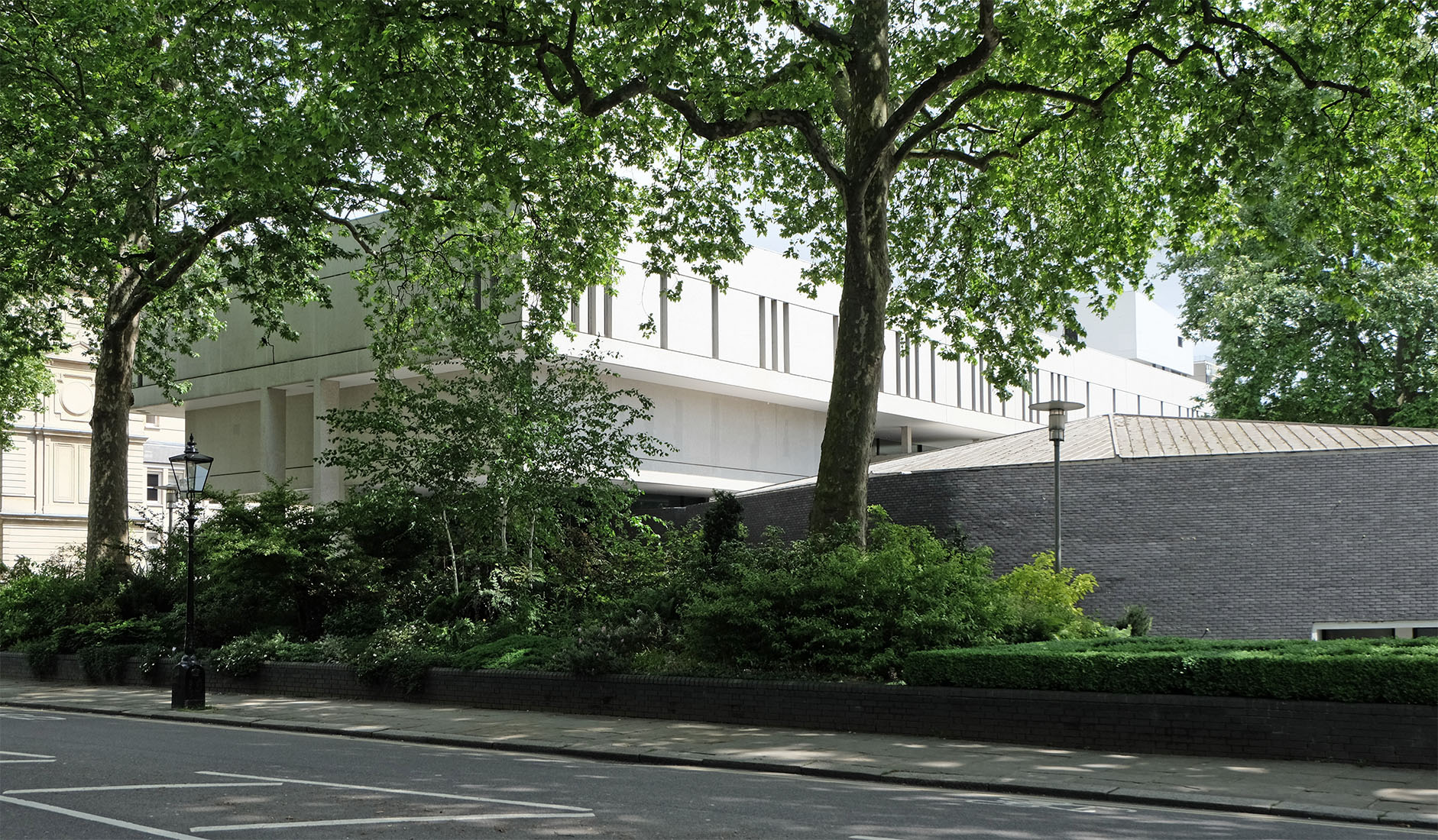 Denys Lasdun - Royal College of Physicians