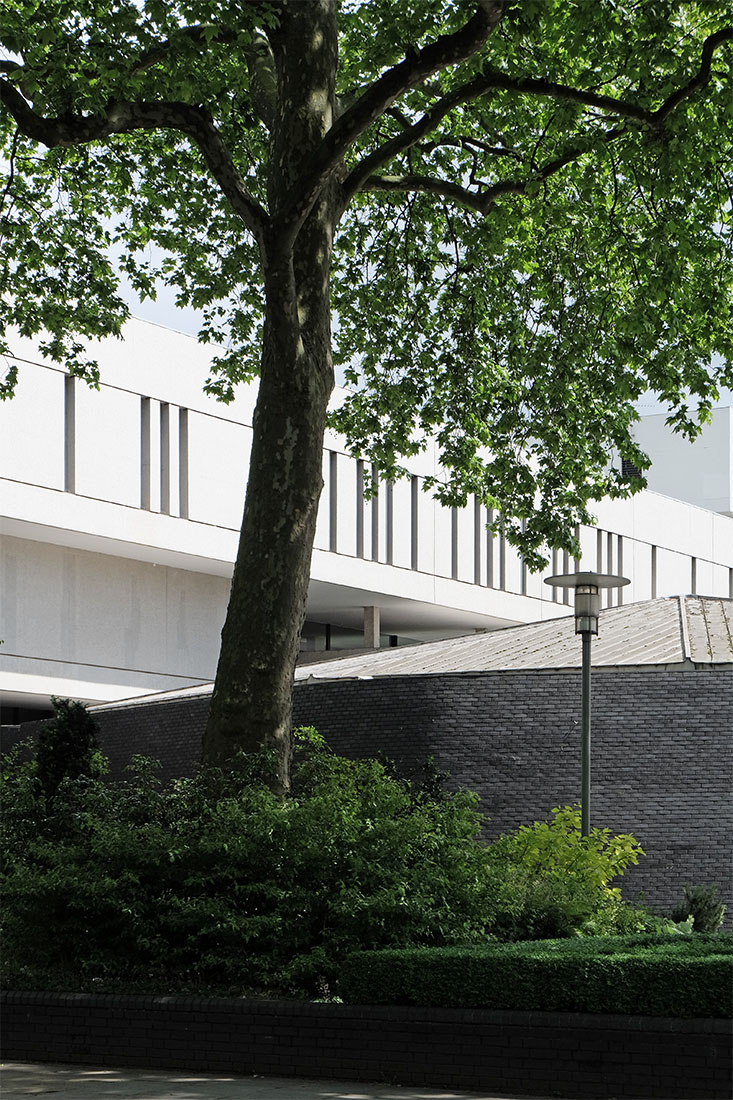 Denys Lasdun - Royal College of Physicians