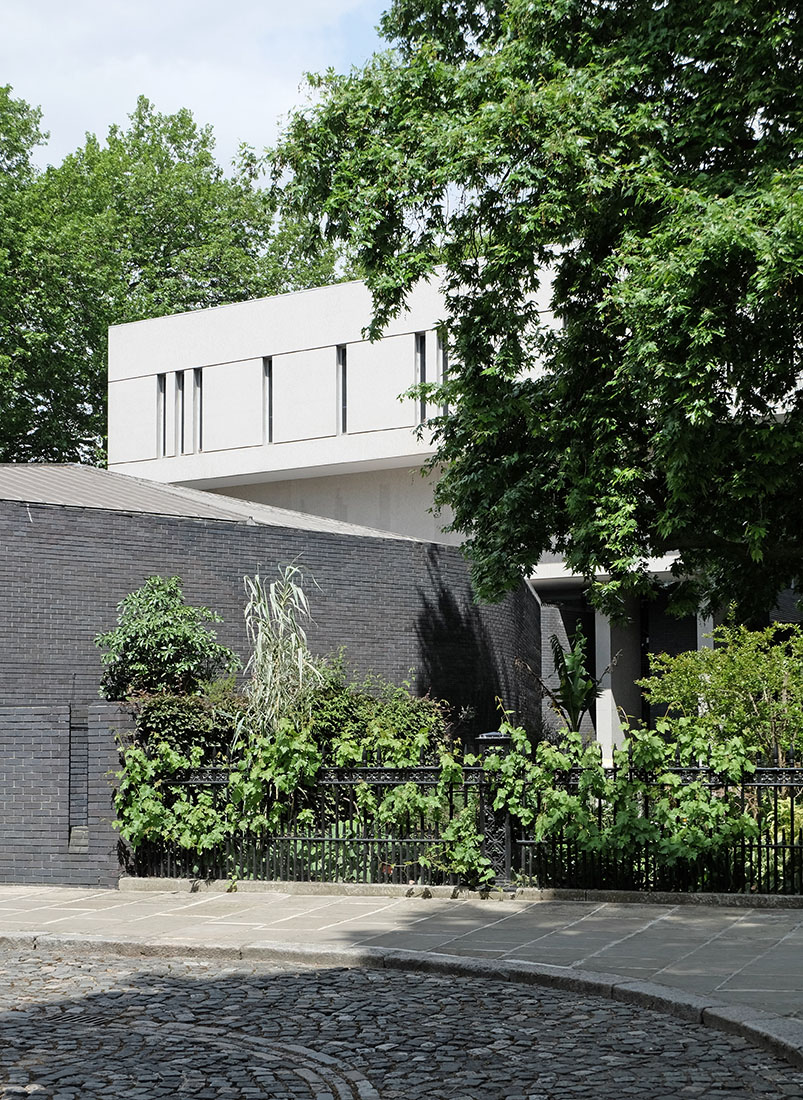 Denys Lasdun - Royal College of Physicians