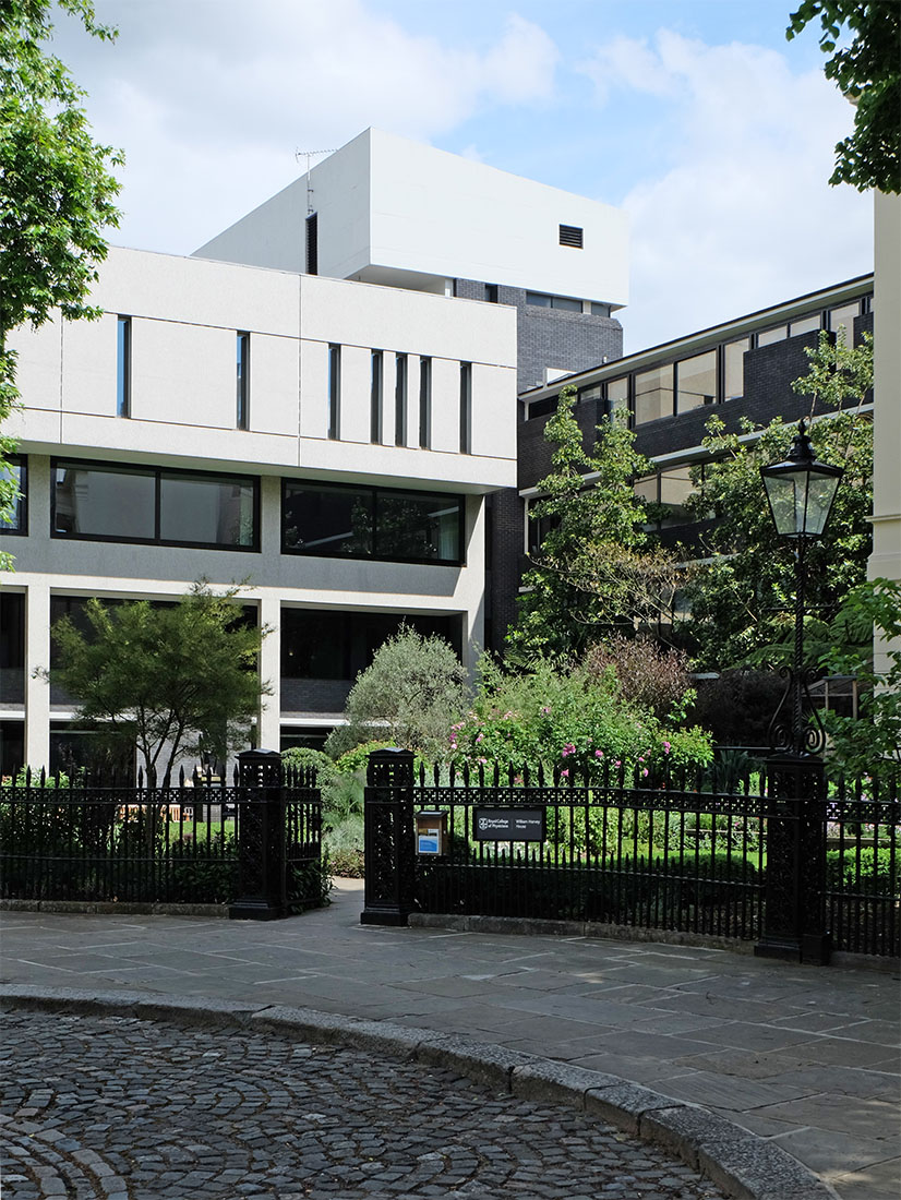 Denys Lasdun - Royal College of Physicians