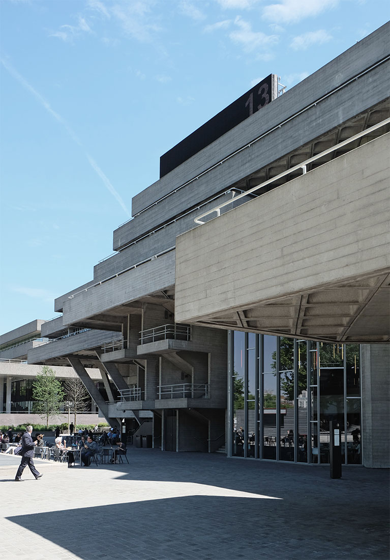 Denys Lasdun - Royal National Theatre London