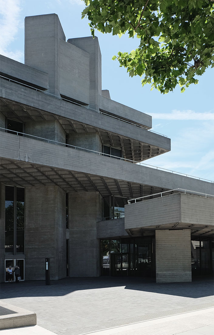 Denys Lasdun - Royal National Theatre London