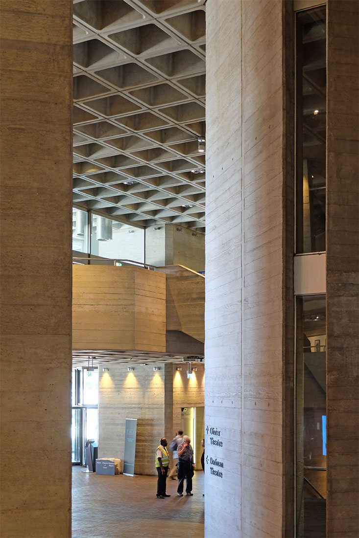 Denys Lasdun - Royal National Theatre London