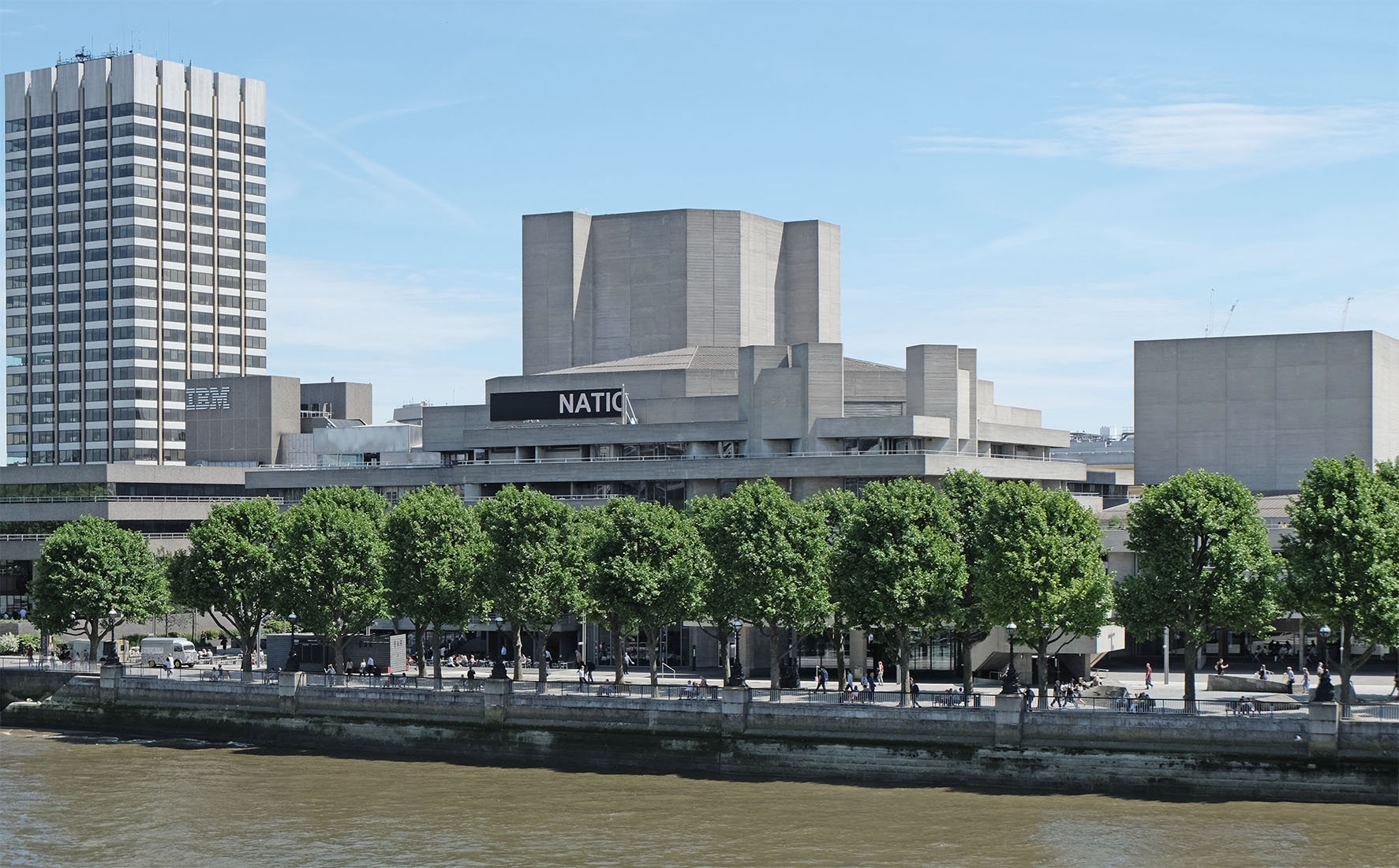 Denys Lasdun - Royal National Theatre London