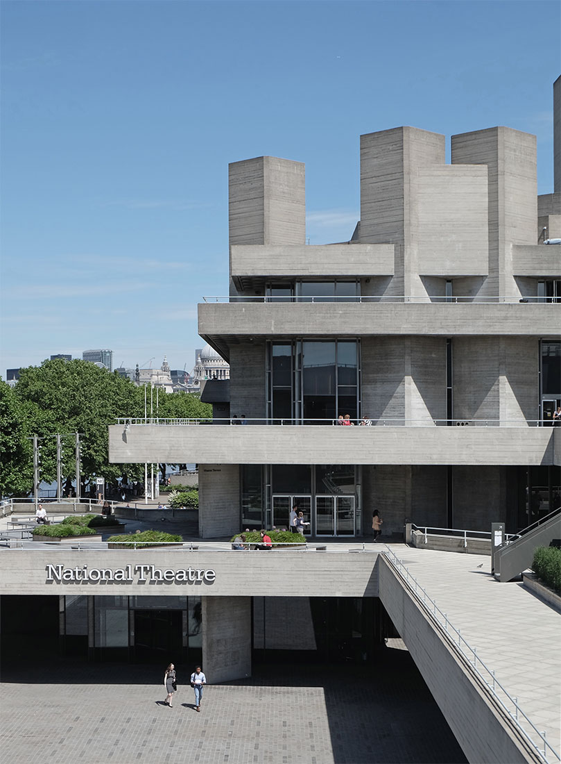 Denys Lasdun - Royal National Theatre London