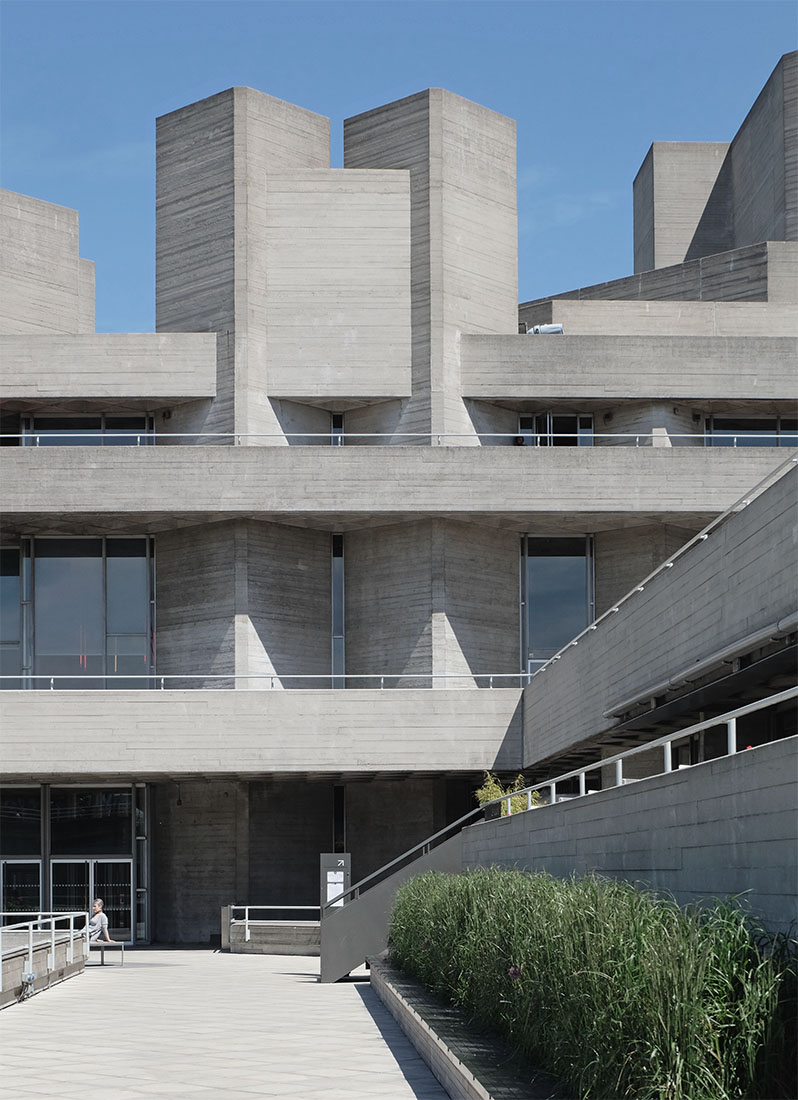 Denys Lasdun - Royal National Theatre London