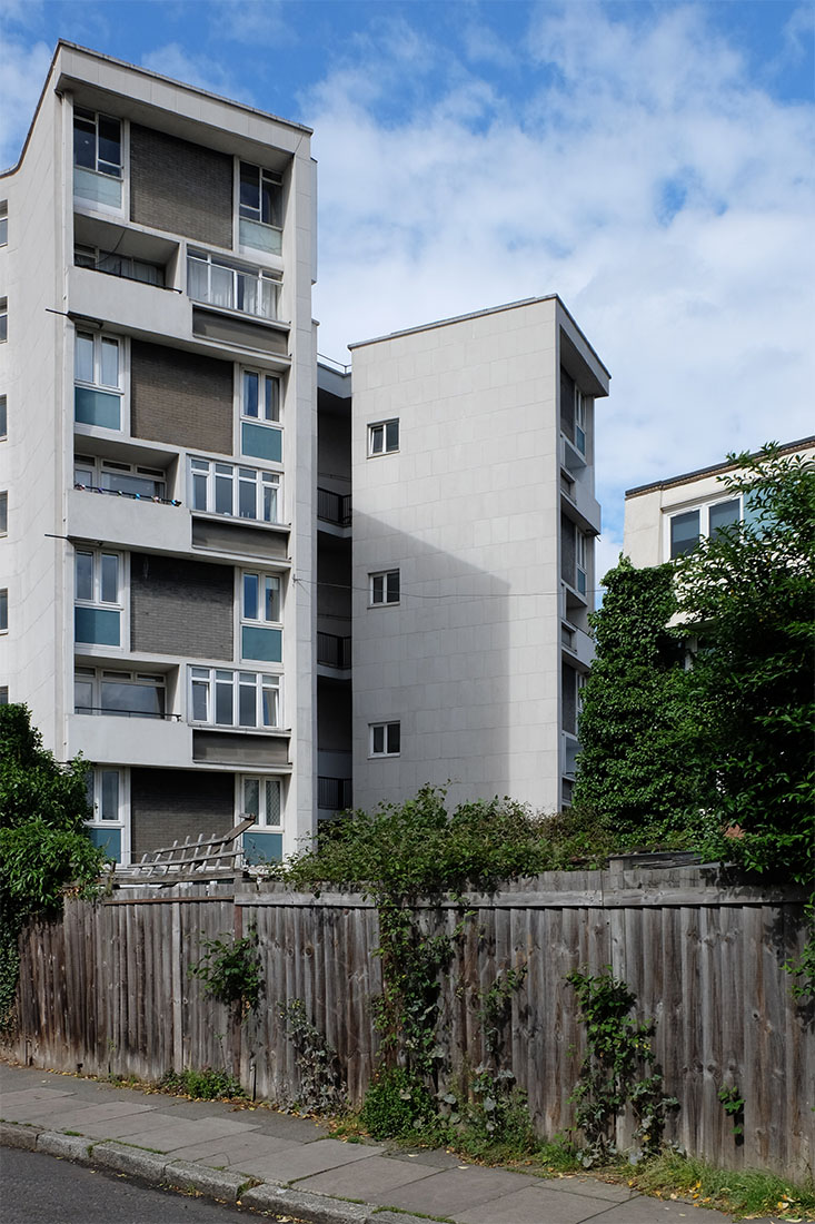 Denys Lasdun - Sulkin House London