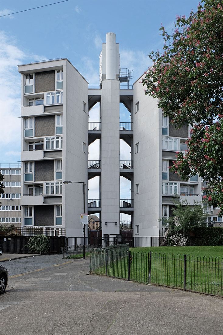 Denys Lasdun - Sulkin House London