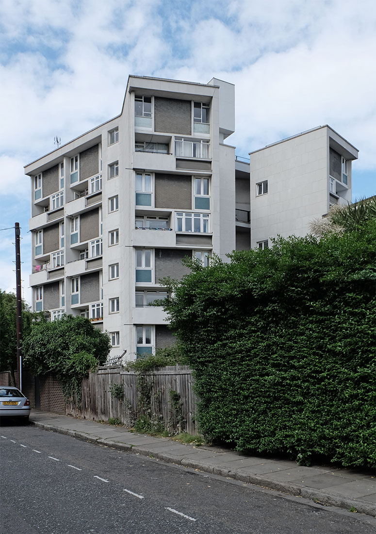 Denys Lasdun - Sulkin House London