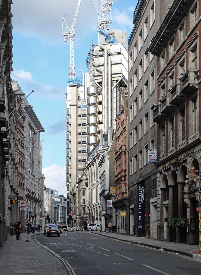 Richard Rogers - Lloyd's Building London