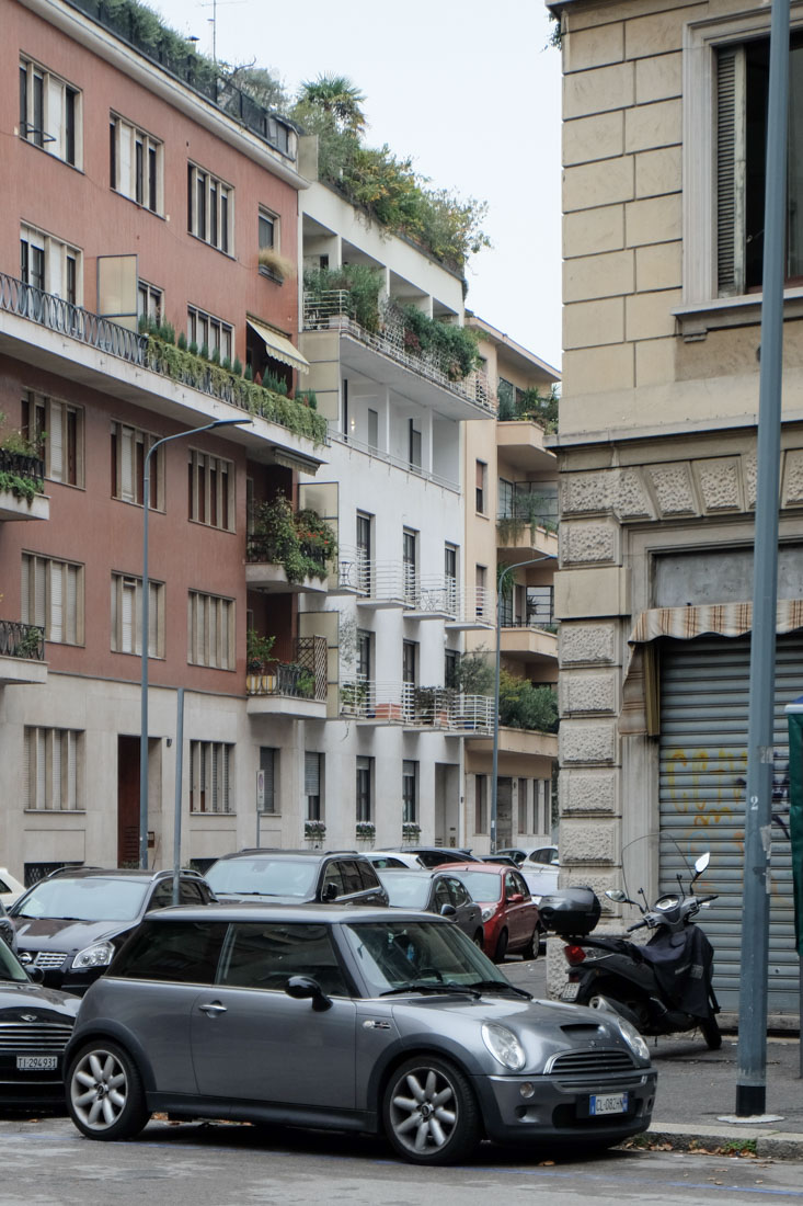 Asnago Vender - Apartment Building Via Euripide 9, Milano