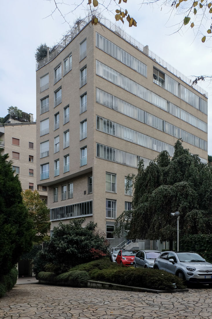 Asnago Vender - Condominio XXI Aprile, Milano