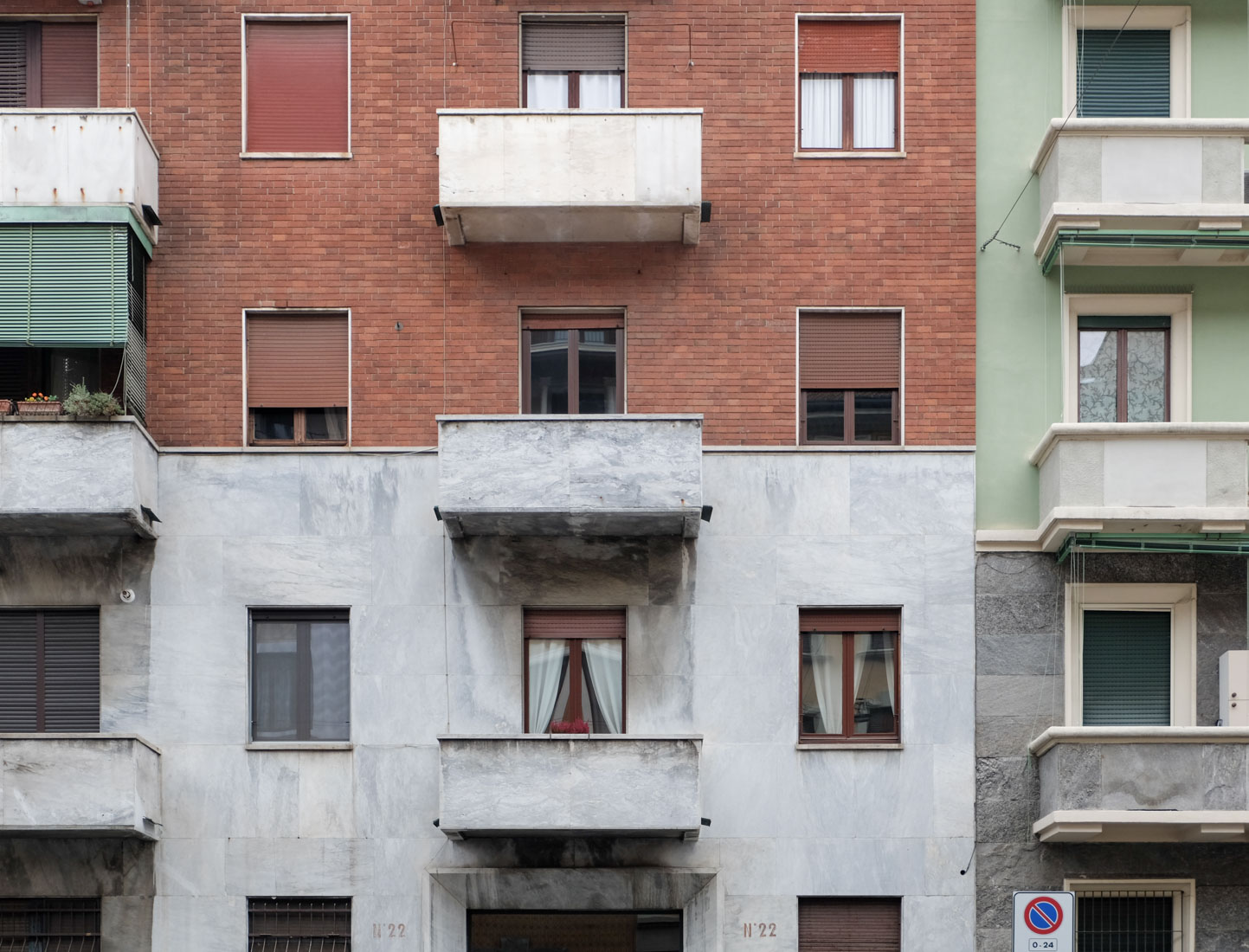 Asnago Vender - Apartment Building Via Mose Bianchi