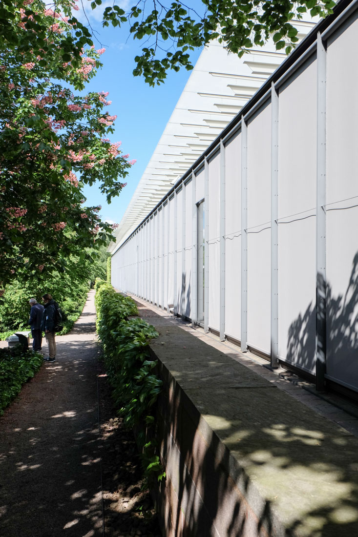 Renzo Piano - Fondation Beyeler Museum