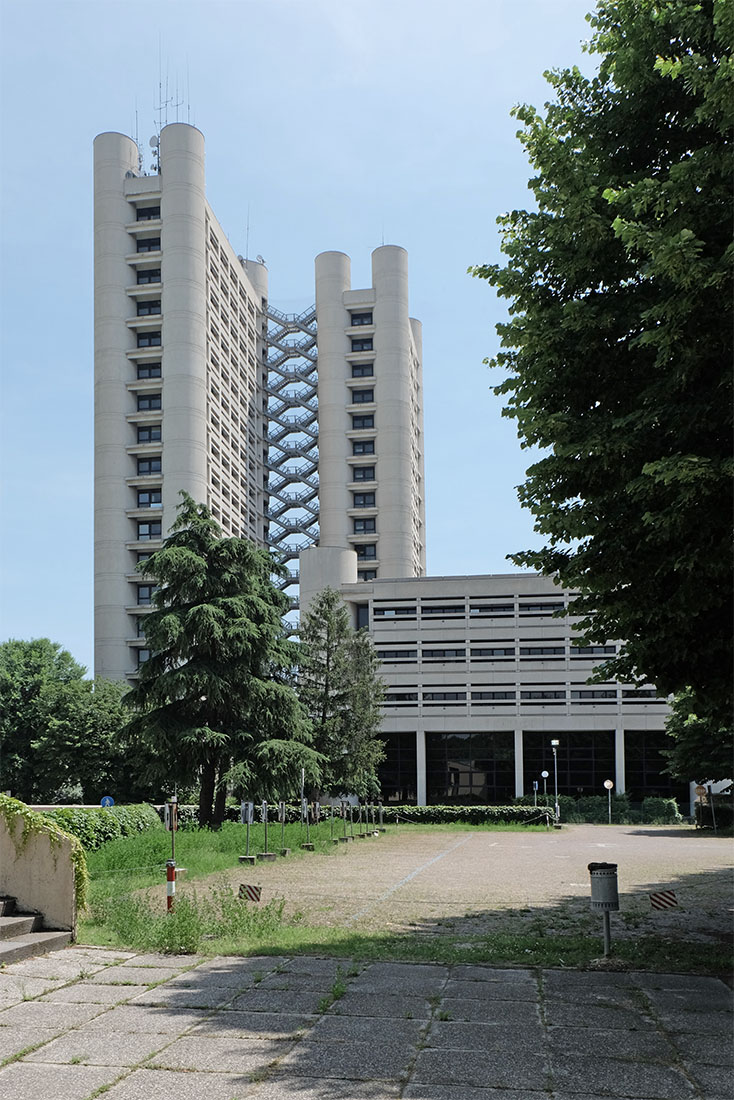 Kenzo Tange - Bologna Fiera District