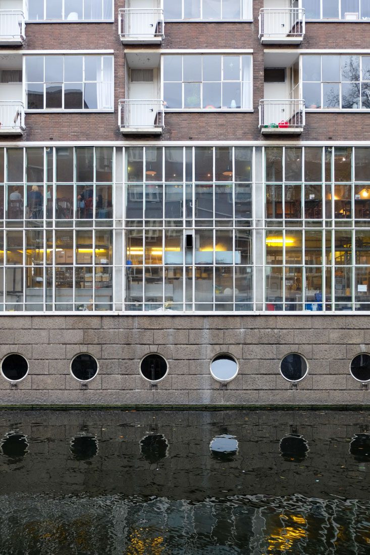 Willem Marinus Dudok - Office Building De Nederlanden van 1845