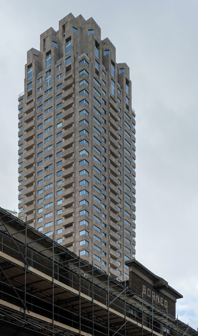 lvaro Siza Vieira - New Orleans Residential Tower