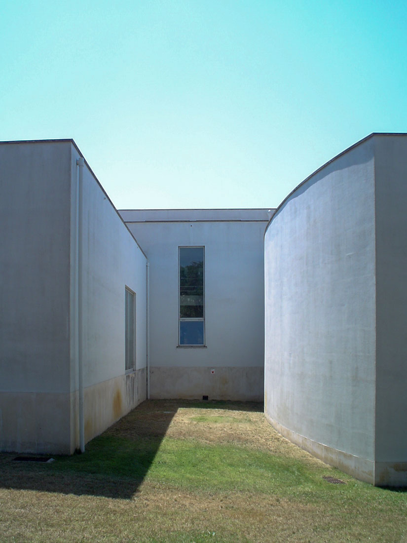 lvaro Siza Vieira - Teacher Training School Setbal