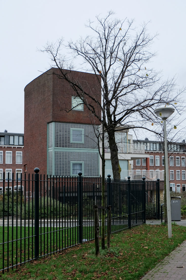 Alvaro Siza - Two Houses Schilderswijk