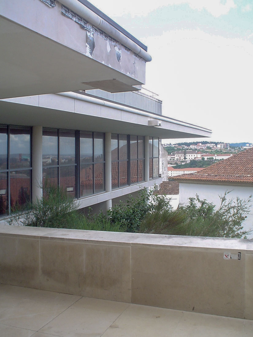 Fernando Tavora - Anfiteatro da Faculdade de Direito da Universidade de Coimbra