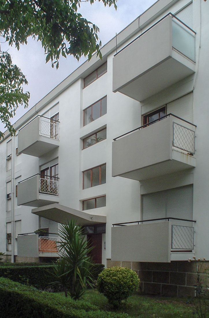 Fernando Tvora - Residential Area of Ramalde (Porto)