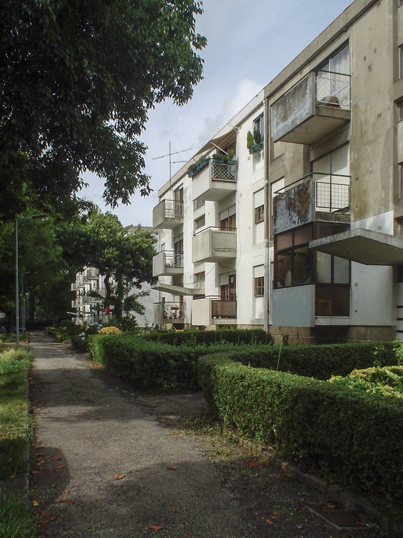 Fernando Tvora - Residential Area of Ramalde (Porto)