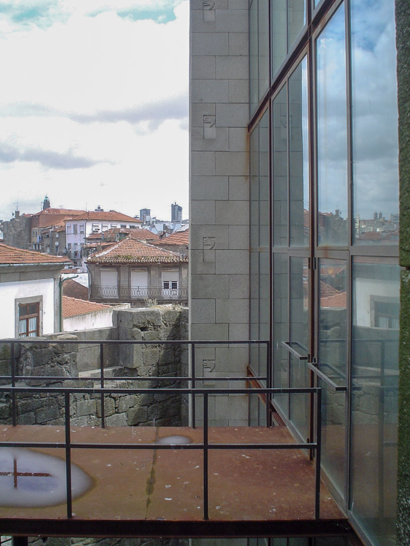 Fernando Tavora - Renovation of the old Town Hall "Casa dos 24"