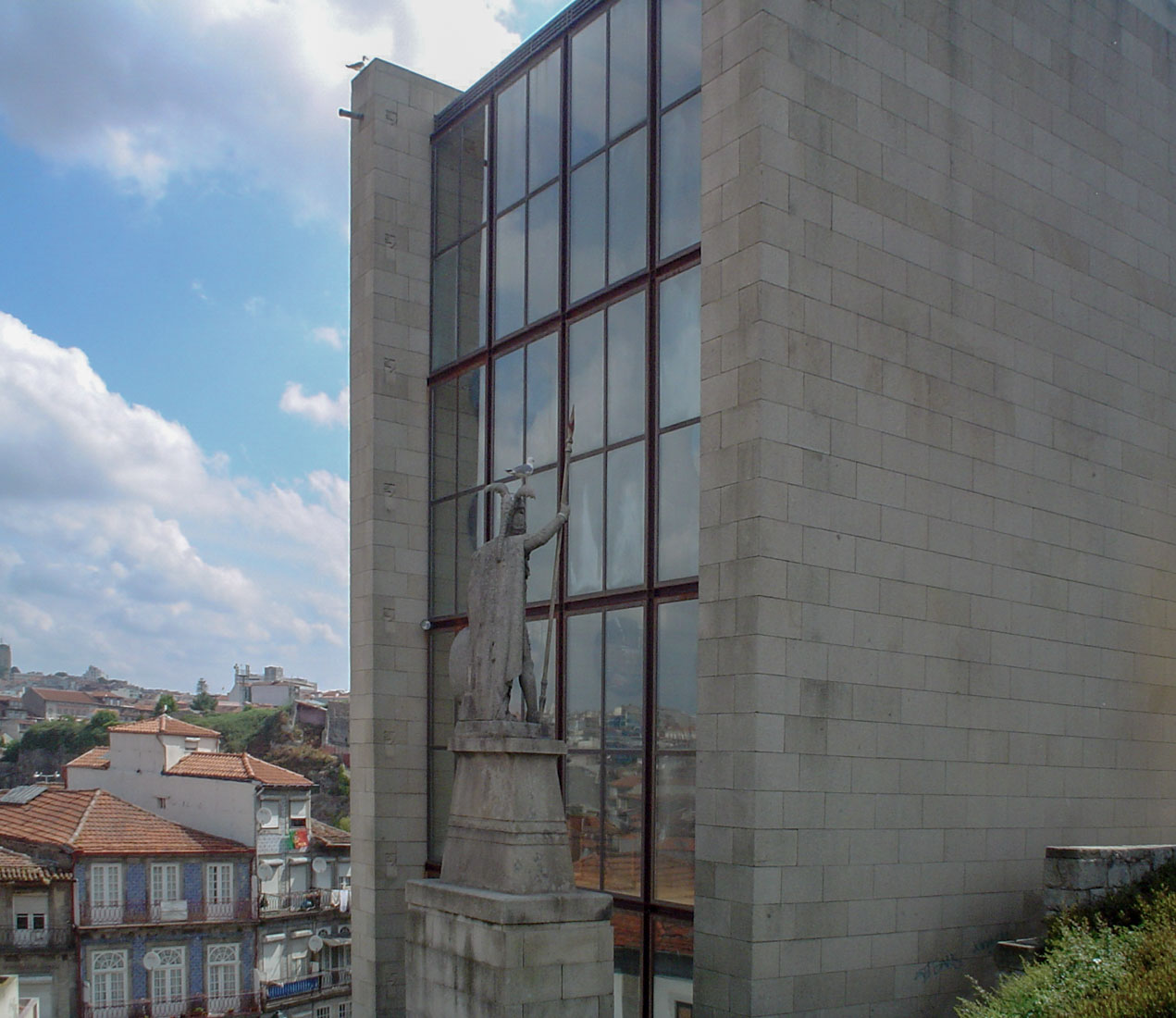 Fernando Tavora - Renovation of the old Town Hall "Casa dos 24"