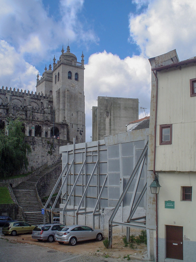 Fernando Tavora - Renovation of the old Town Hall "Casa dos 24"