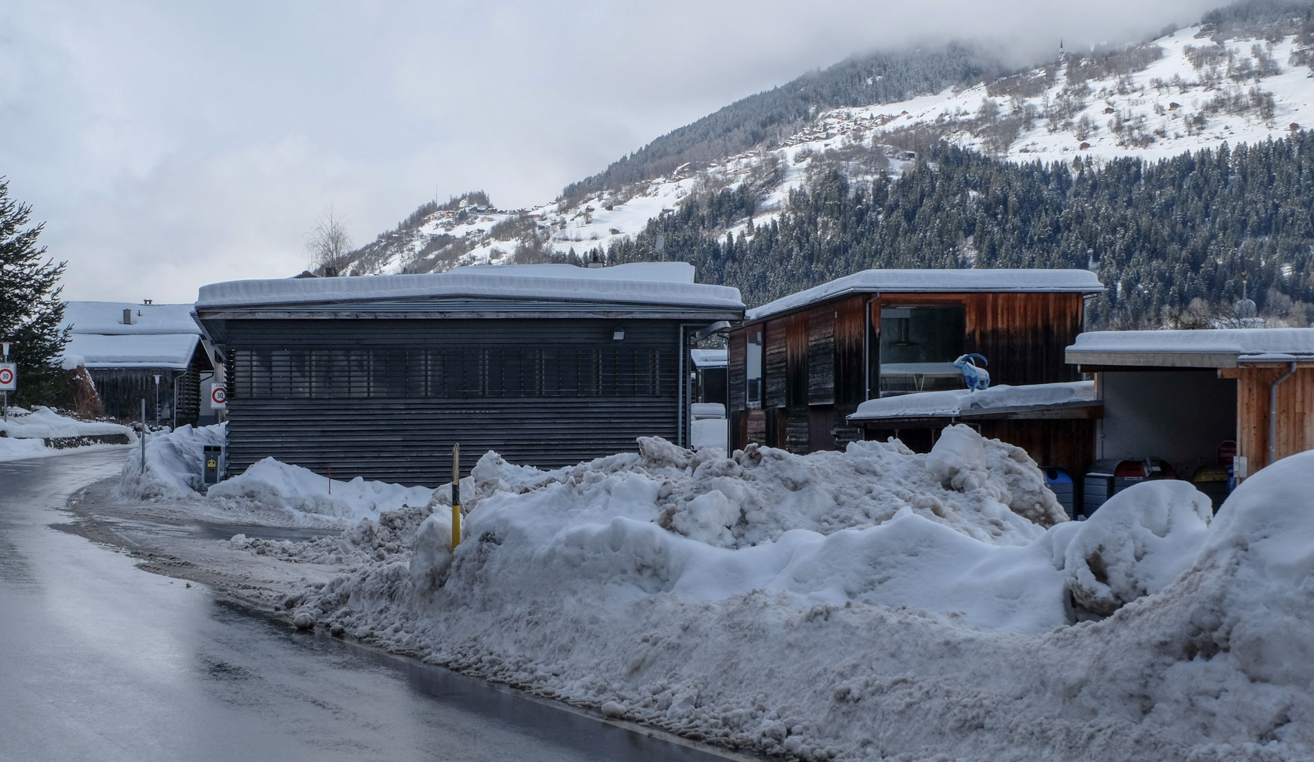 Gerstlauer + Molne - Community and Forest Centre - Castrisch