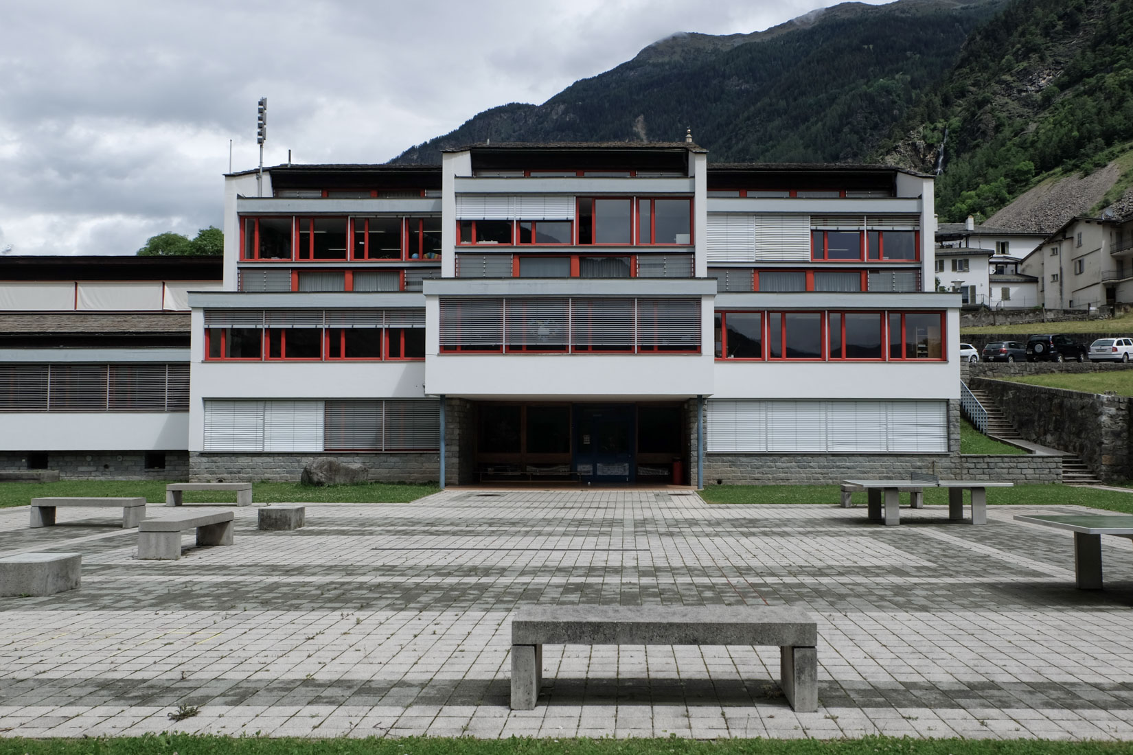 Bruno Giacometti - School Building Brusio