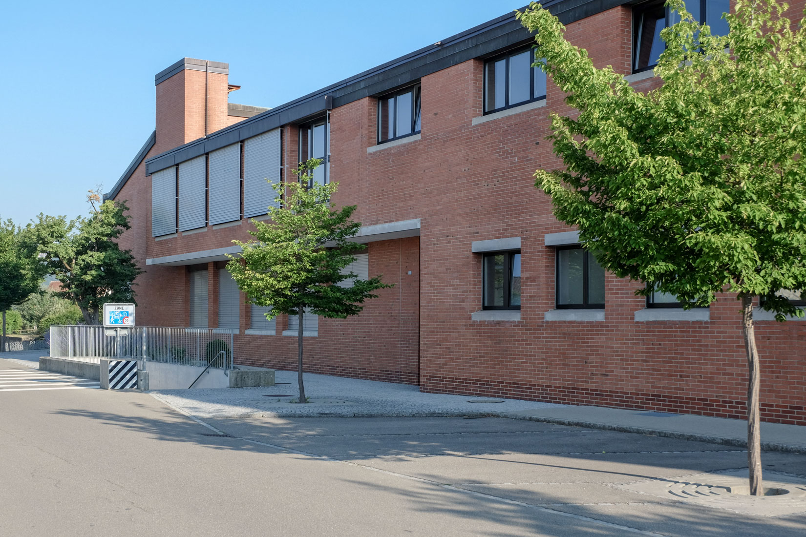 Ernst Gisel - School Building Hamme Thayngen