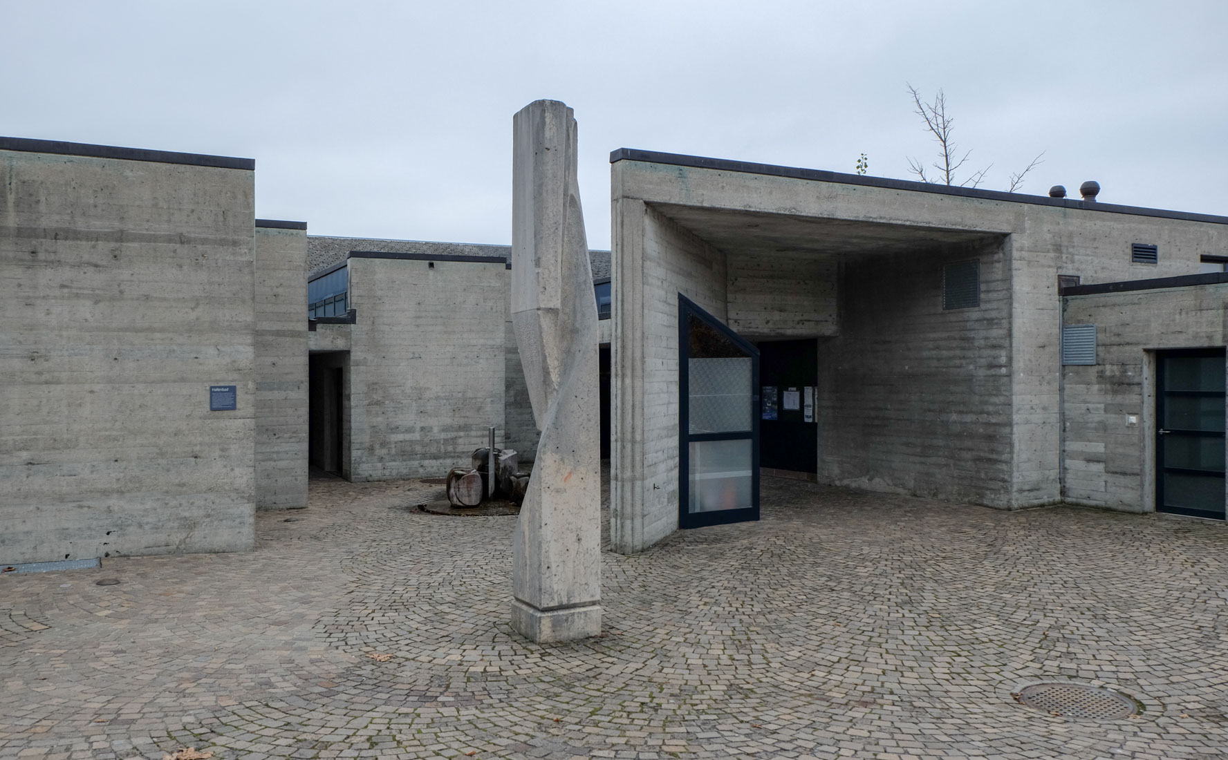 Ernst Gisel - Indoor Swimming Pool Meilen