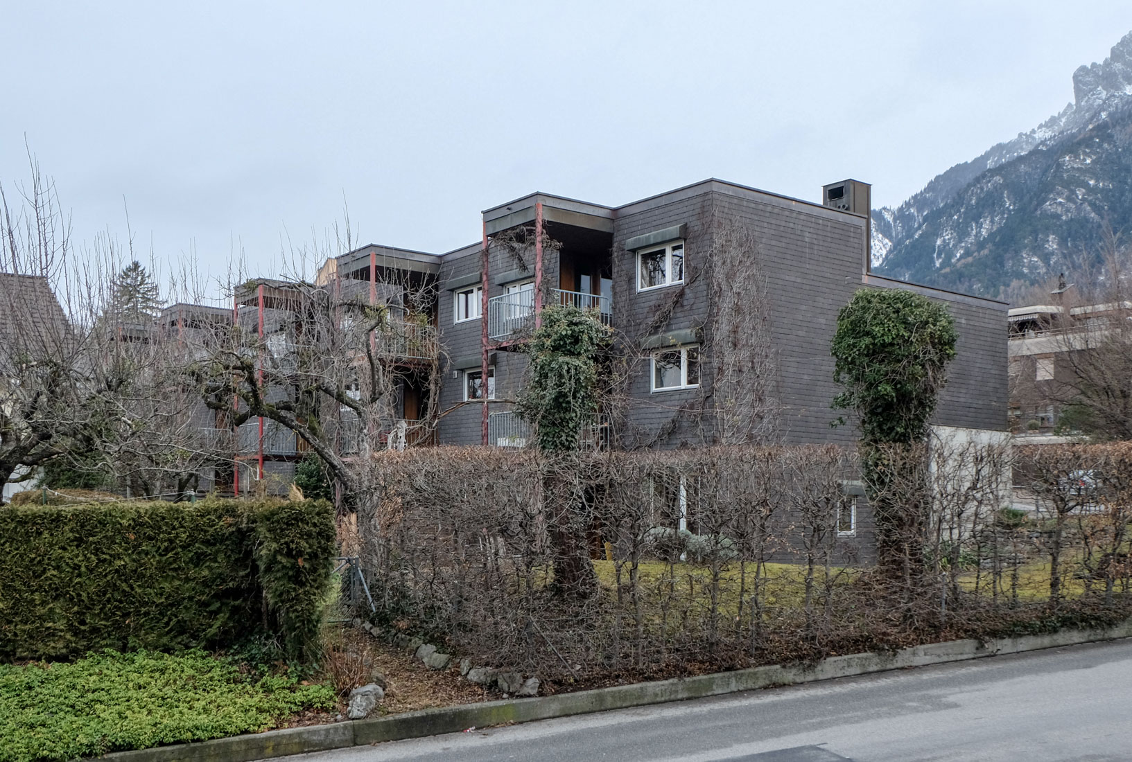 Ernst Gisel - Row Houses Wenaweser Vaduz