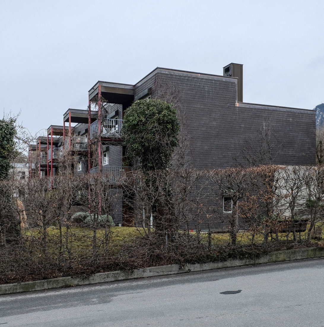 Ernst Gisel - Row Houses Wenaweser Vaduz