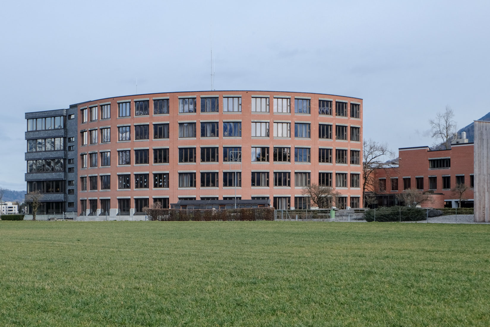 Ernst Gisel - Schoolcentre Mhleholz Vaduz