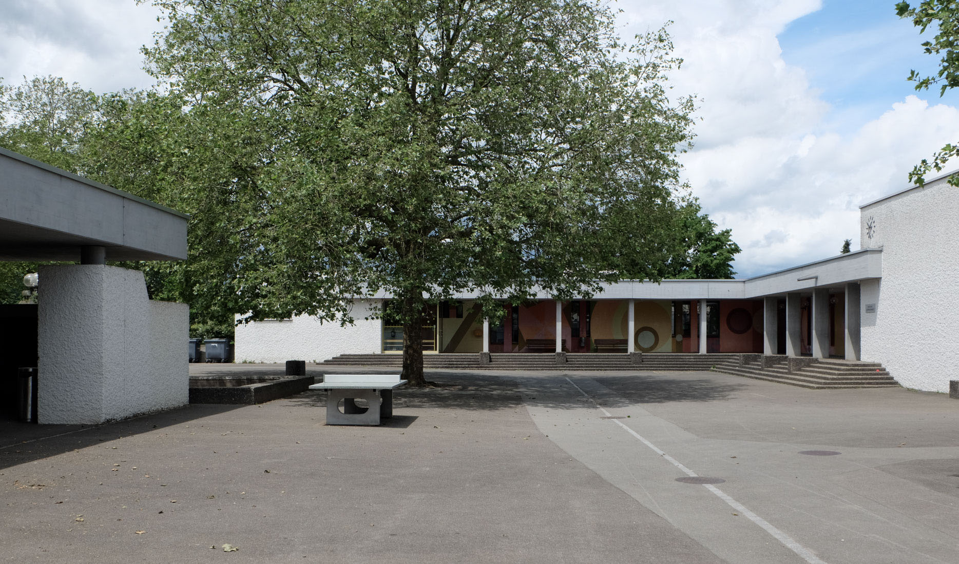 Esther & Rudolf Guyer - School Building Fondli Dietikon